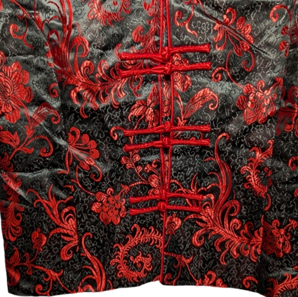 Traditional Chinese Cheongsam Red & Black Short Sleeve Top 🖤✨ - Picture 5 of 10